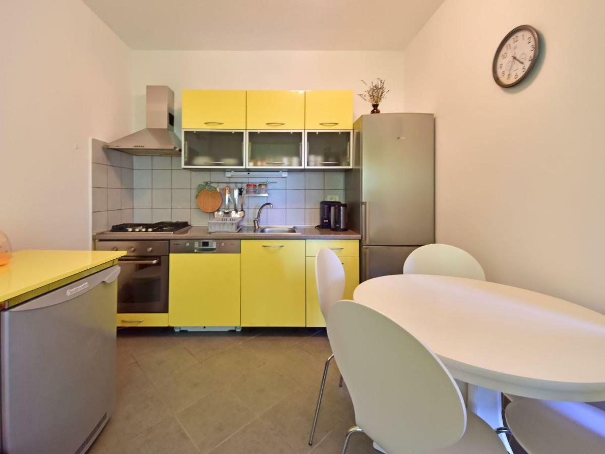 Apartment Adriana-1 By Interhome スィビニ・クルンポスキ エクステリア 写真